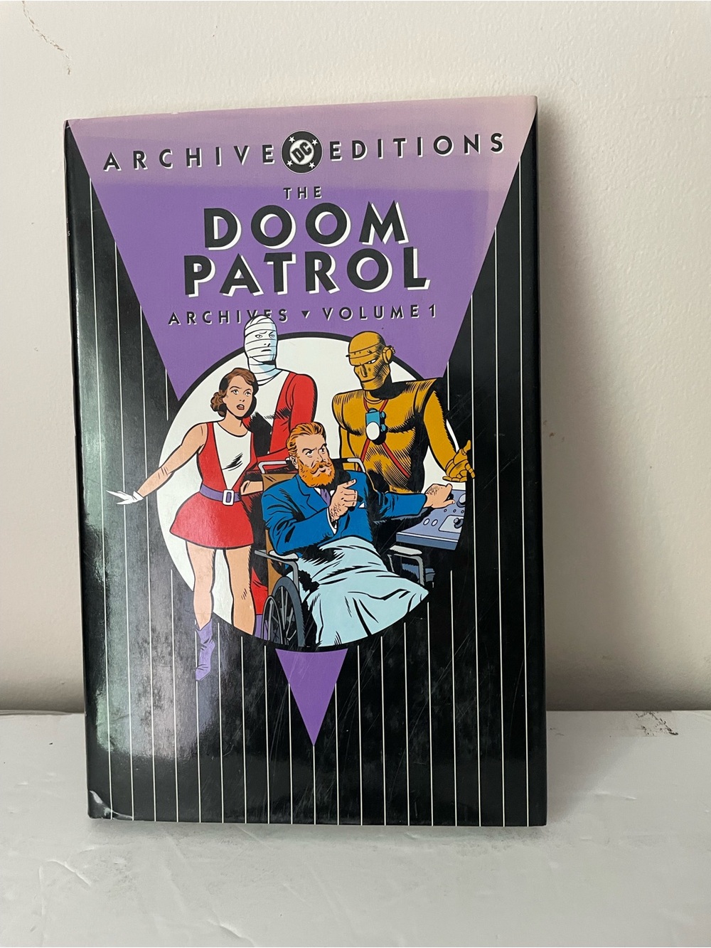 Book doom patrol DC archives vol 1